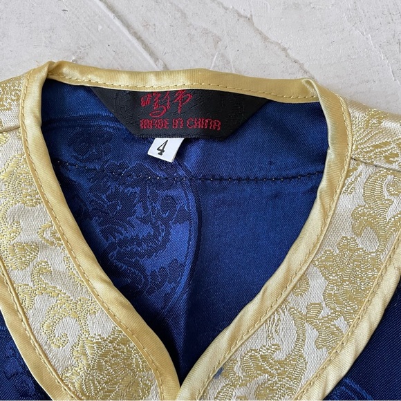 Traditional Chinese New Year Kids Outfit Changshan - Picture 3 of 10